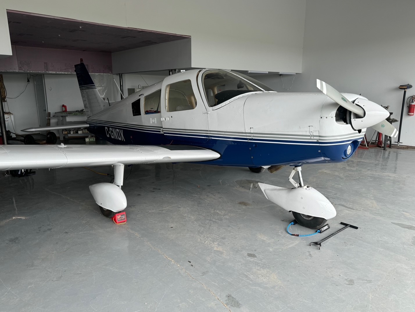 1977 PIPER PA-28-140