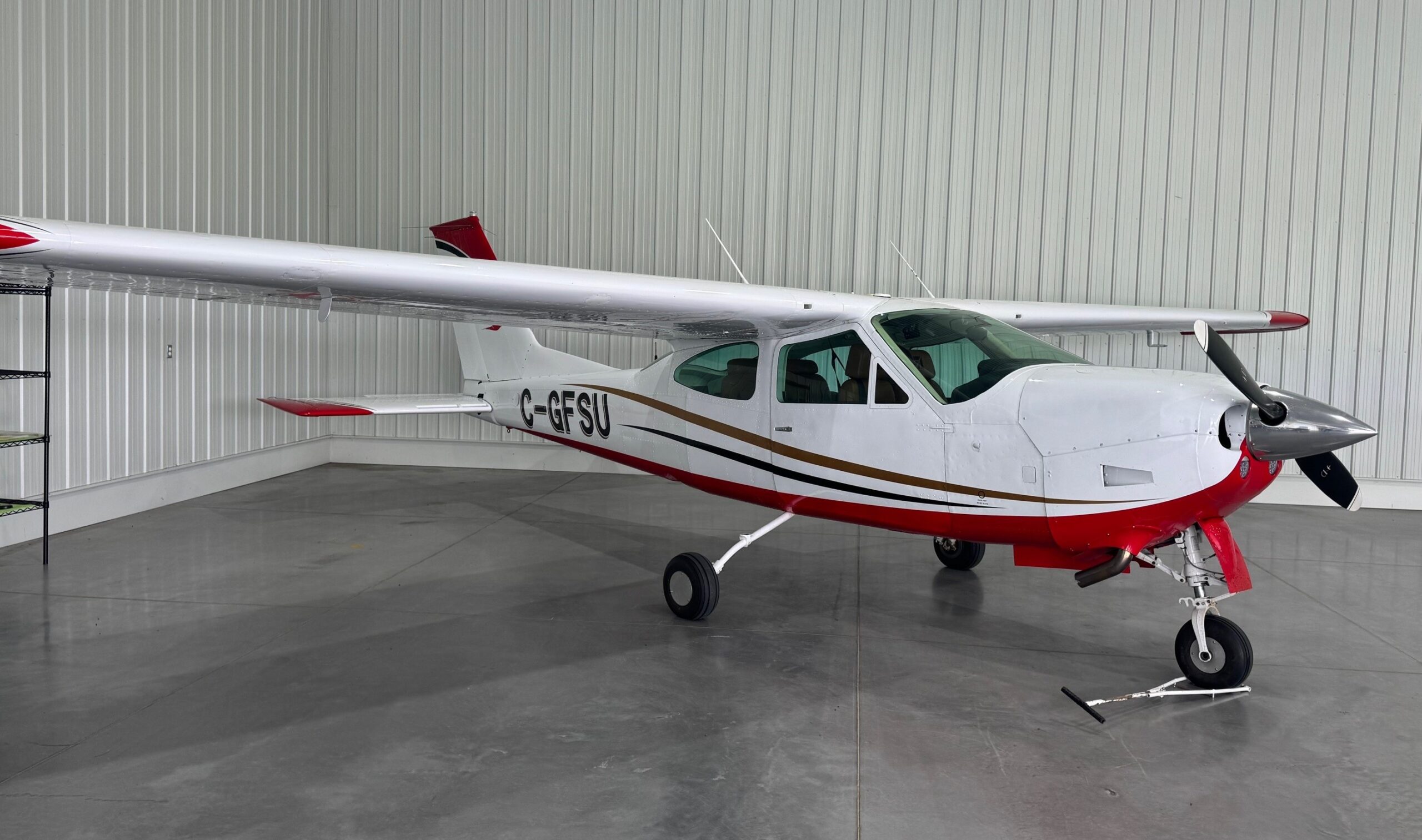 1975 CESSNA 177RG
