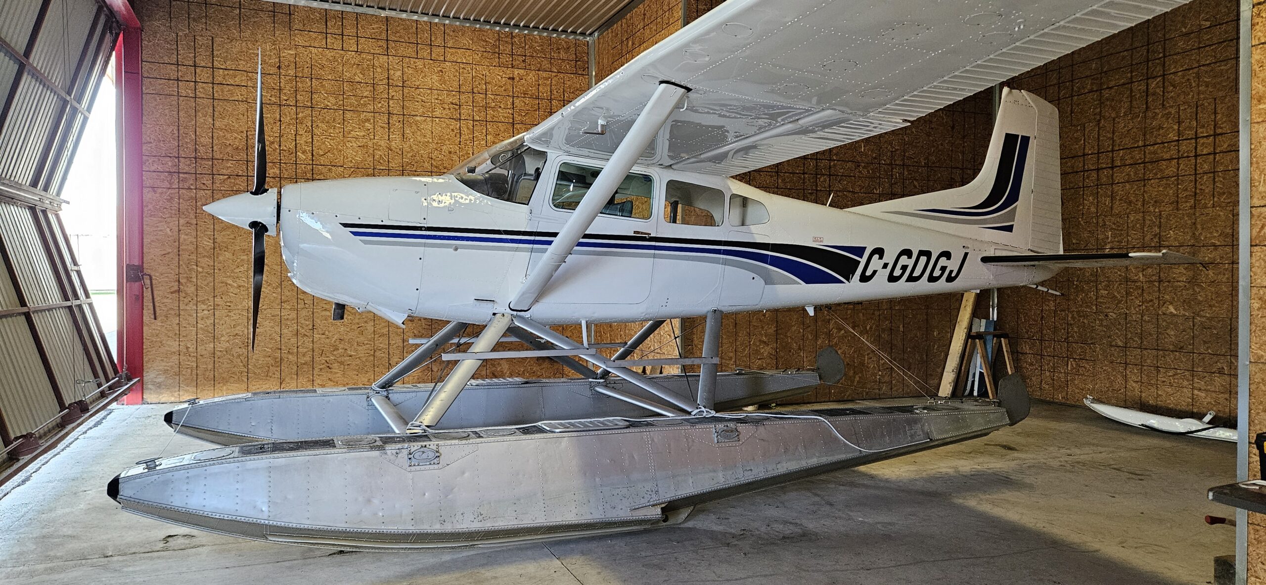 1979 CESSNA A185F